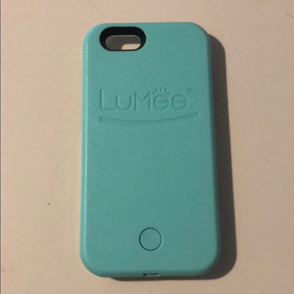Light blue Lumee iPhone 6 case